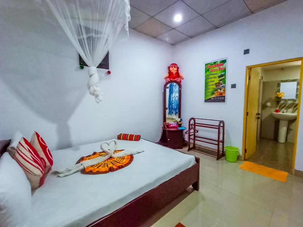 Sigiri Tarushan Home Stay Sigiriya Esterno foto