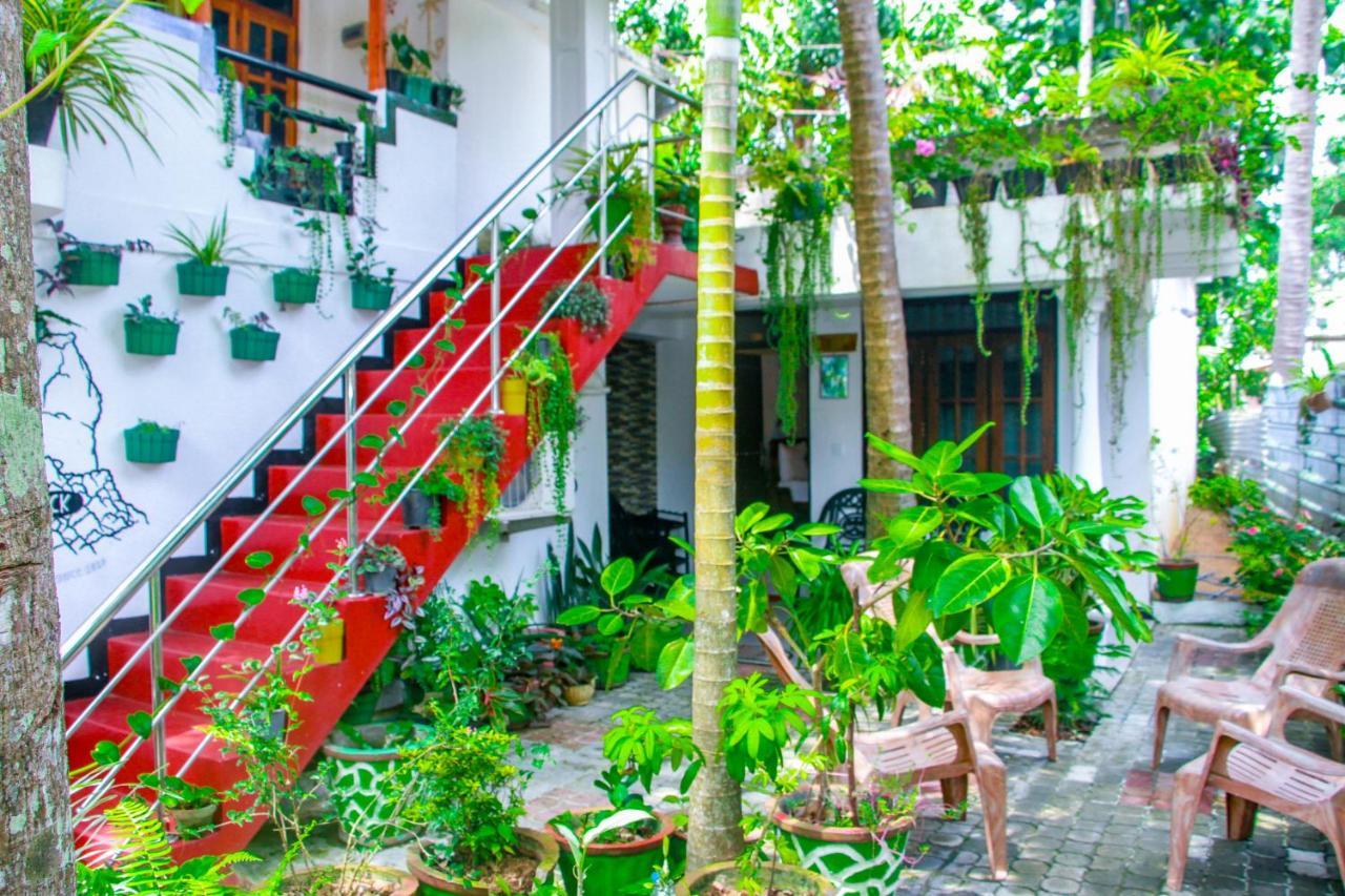Sigiri Tarushan Home Stay Sigiriya Esterno foto