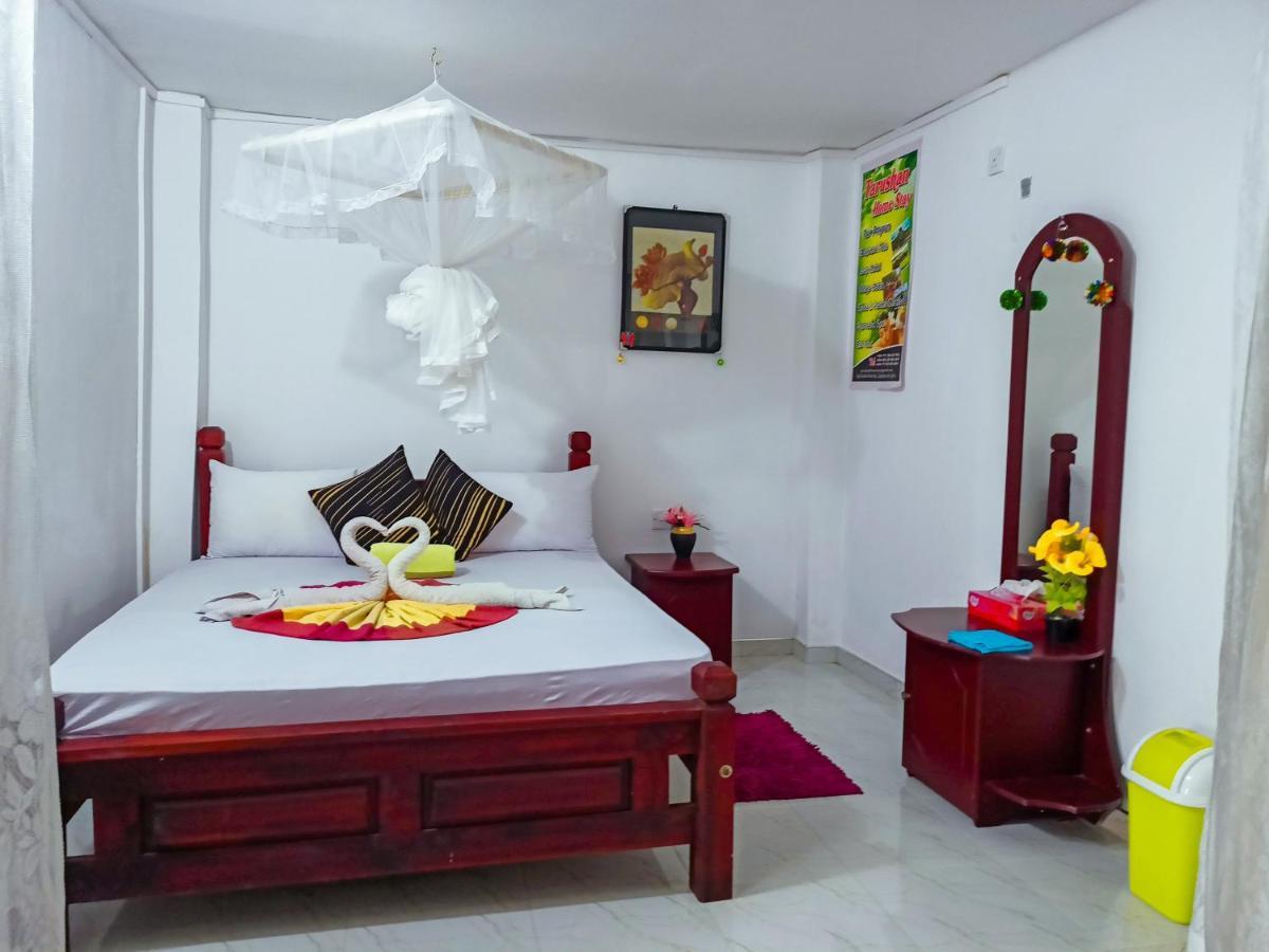 Sigiri Tarushan Home Stay Sigiriya Esterno foto